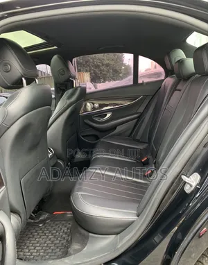Mercedes-Benz C300 2016 Black