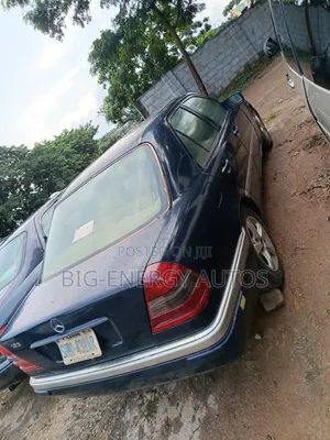 Mercedes-Benz C180 2003 Blue