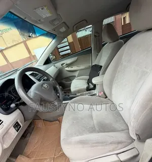 Toyota Corolla LE 4dr Sedan (1.8L 4 cyl 4A) 2009 White