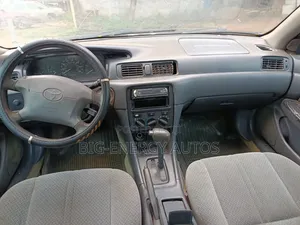 Toyota Camry 2002 Gray