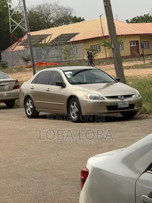 Honda Accord Automatic 2005 Gold