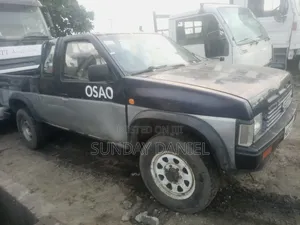 Nissan Pickup With Auxiliary Tokunbo