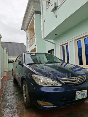 Toyota Camry 2005 Blue