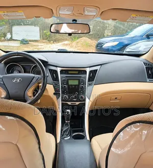 Hyundai Sonata 2011 Red