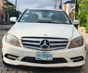 Mercedes-Benz C300 2008 White