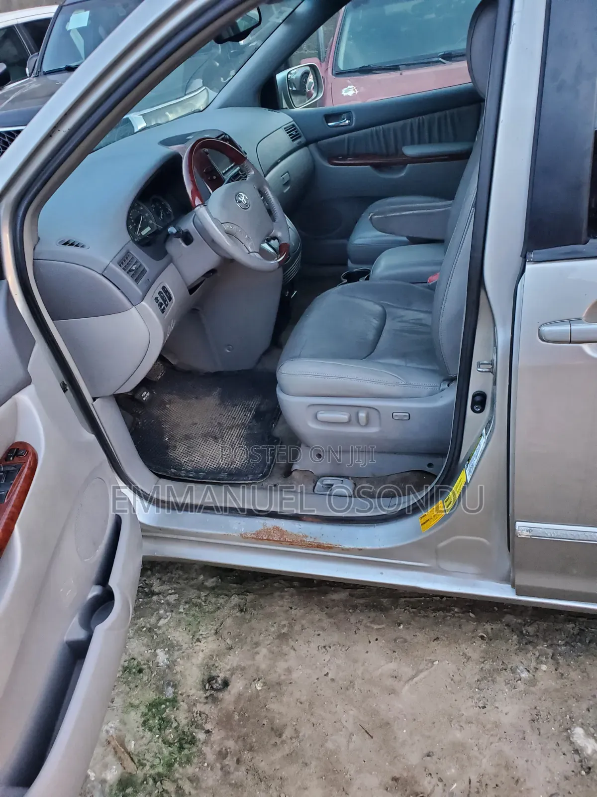 Toyota Sienna 2005 Silver