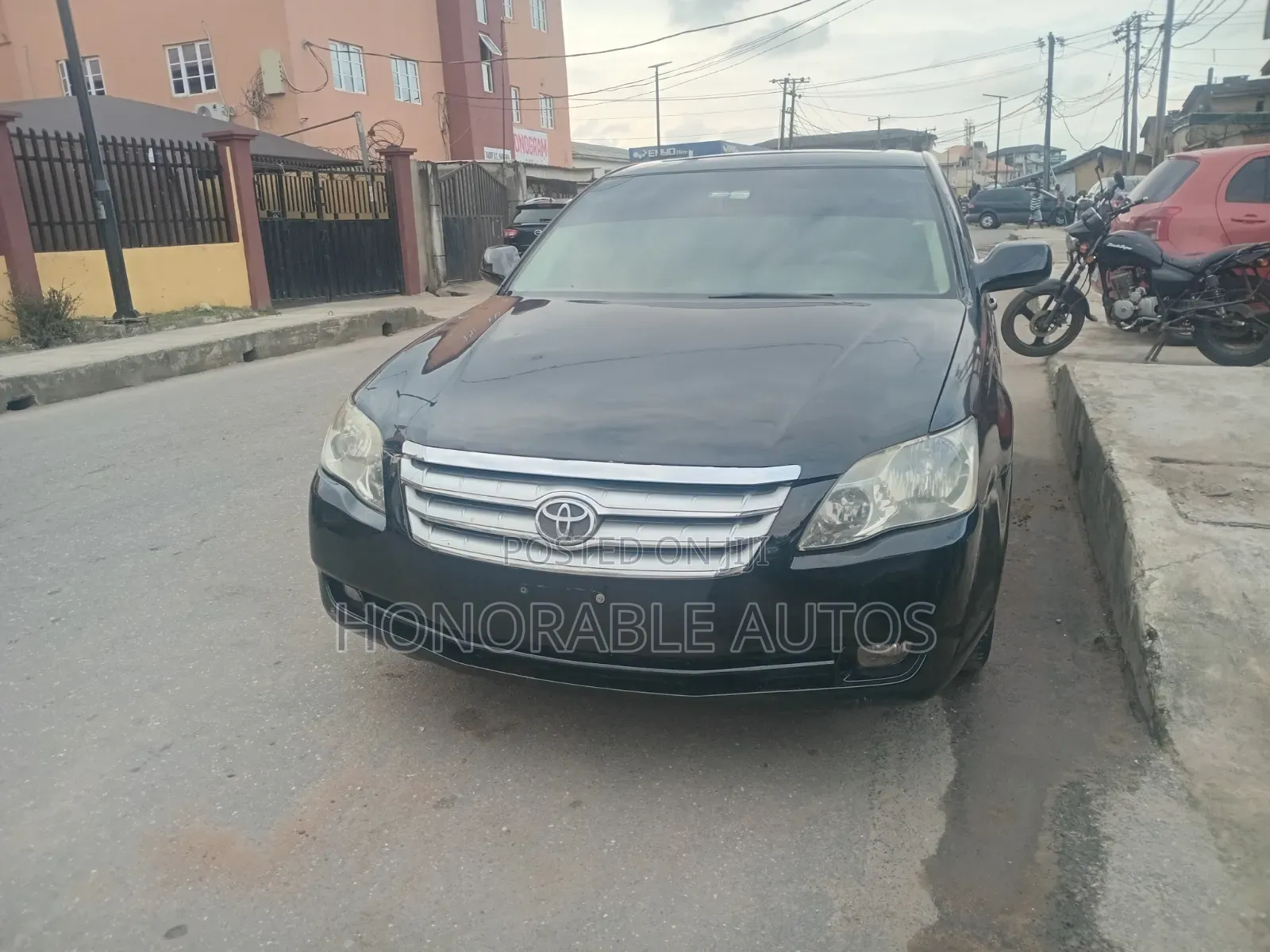 Toyota Avalon 2006 Black