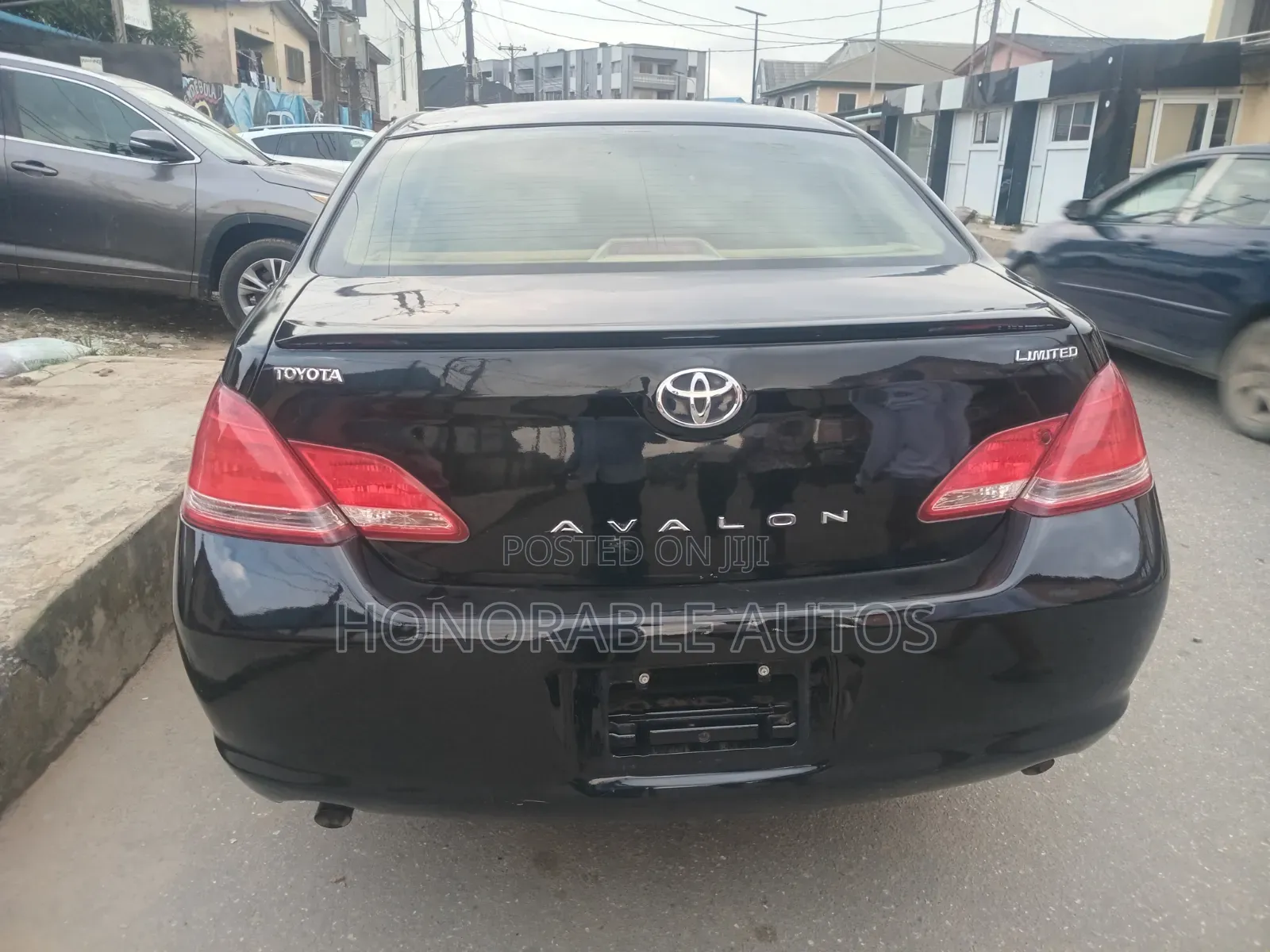 Toyota Avalon 2006 Black