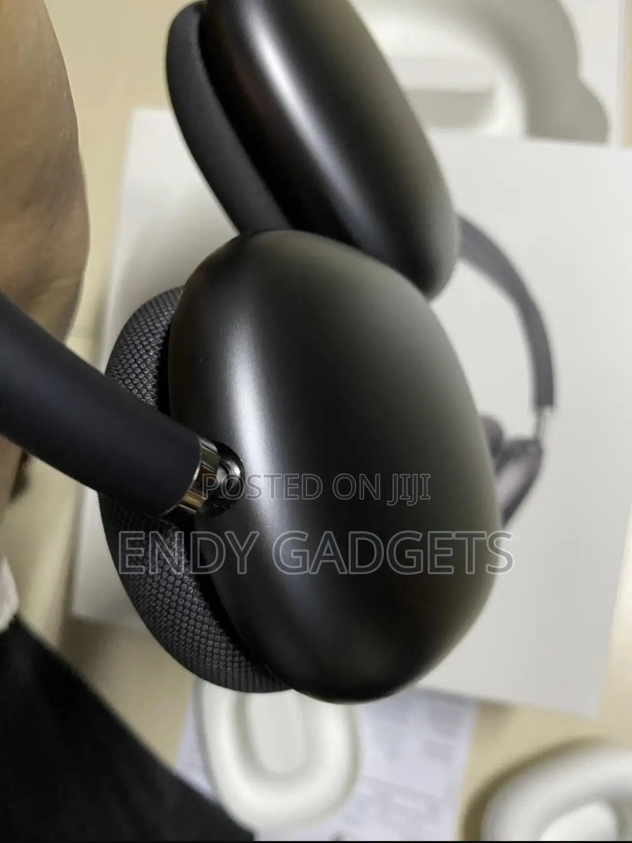 AirPods Max