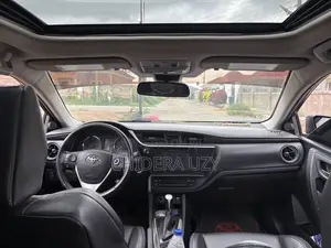 Toyota Corolla 2017 Black