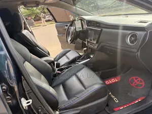 Toyota Corolla 2017 Black