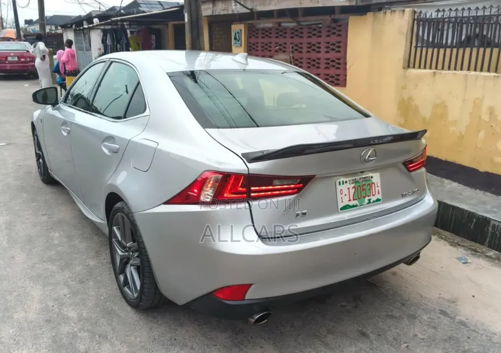 Lexus IS 2014 Silver