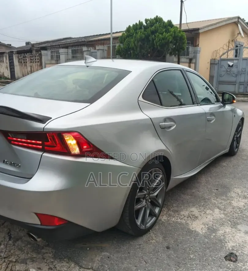 Lexus IS 2014 Silver