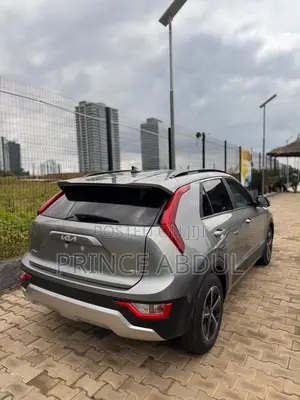 New Kia Niro 2025 Beige