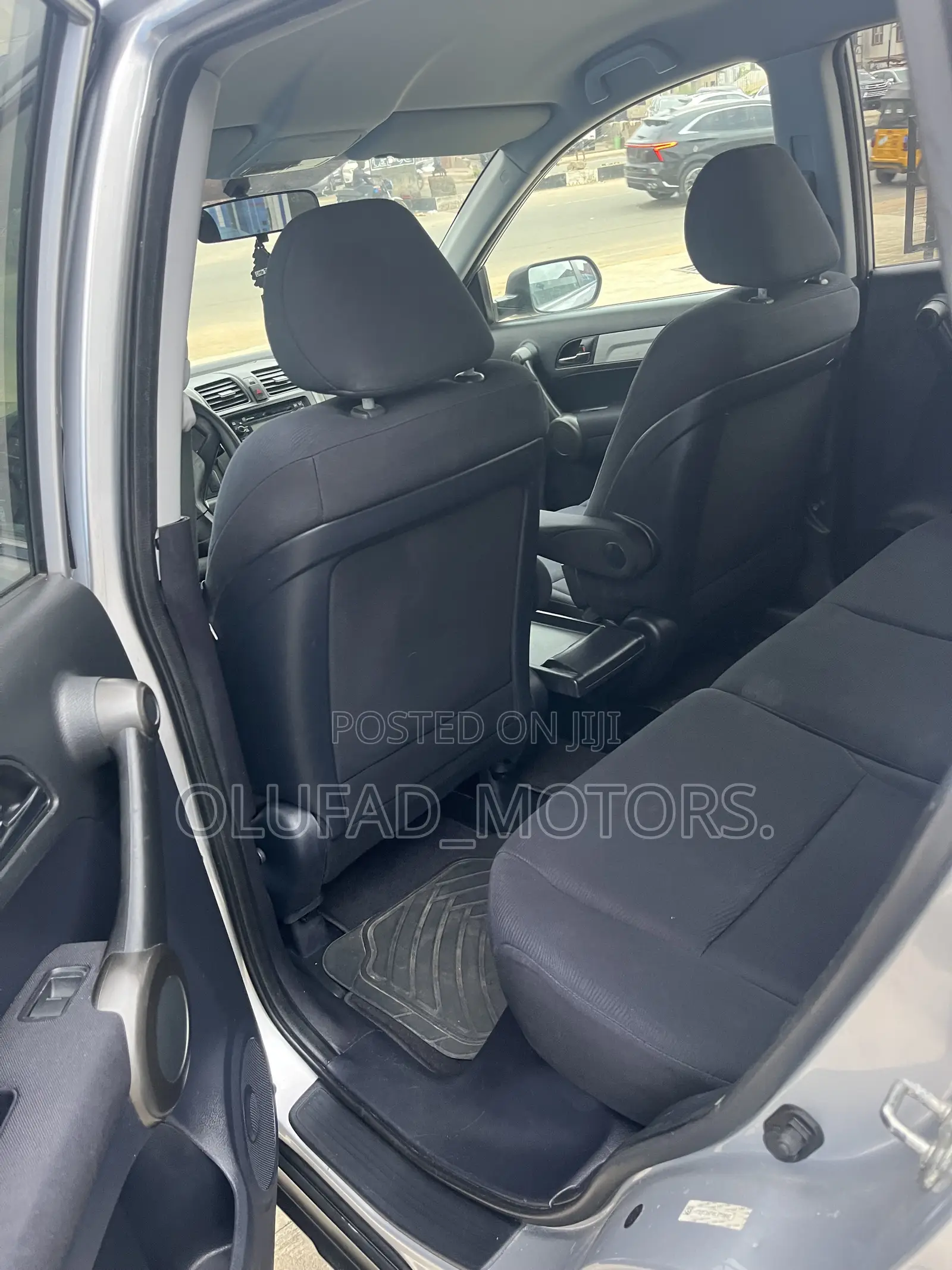Honda CR-V 2011 Silver