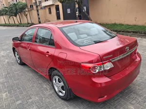 Toyota Corolla 2013 Red