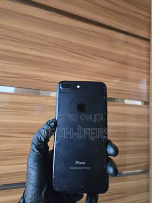 Apple iPhone 7 Plus 32 GB Black