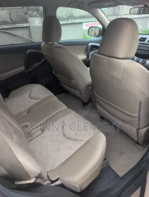 Toyota RAV4 2013 Gold