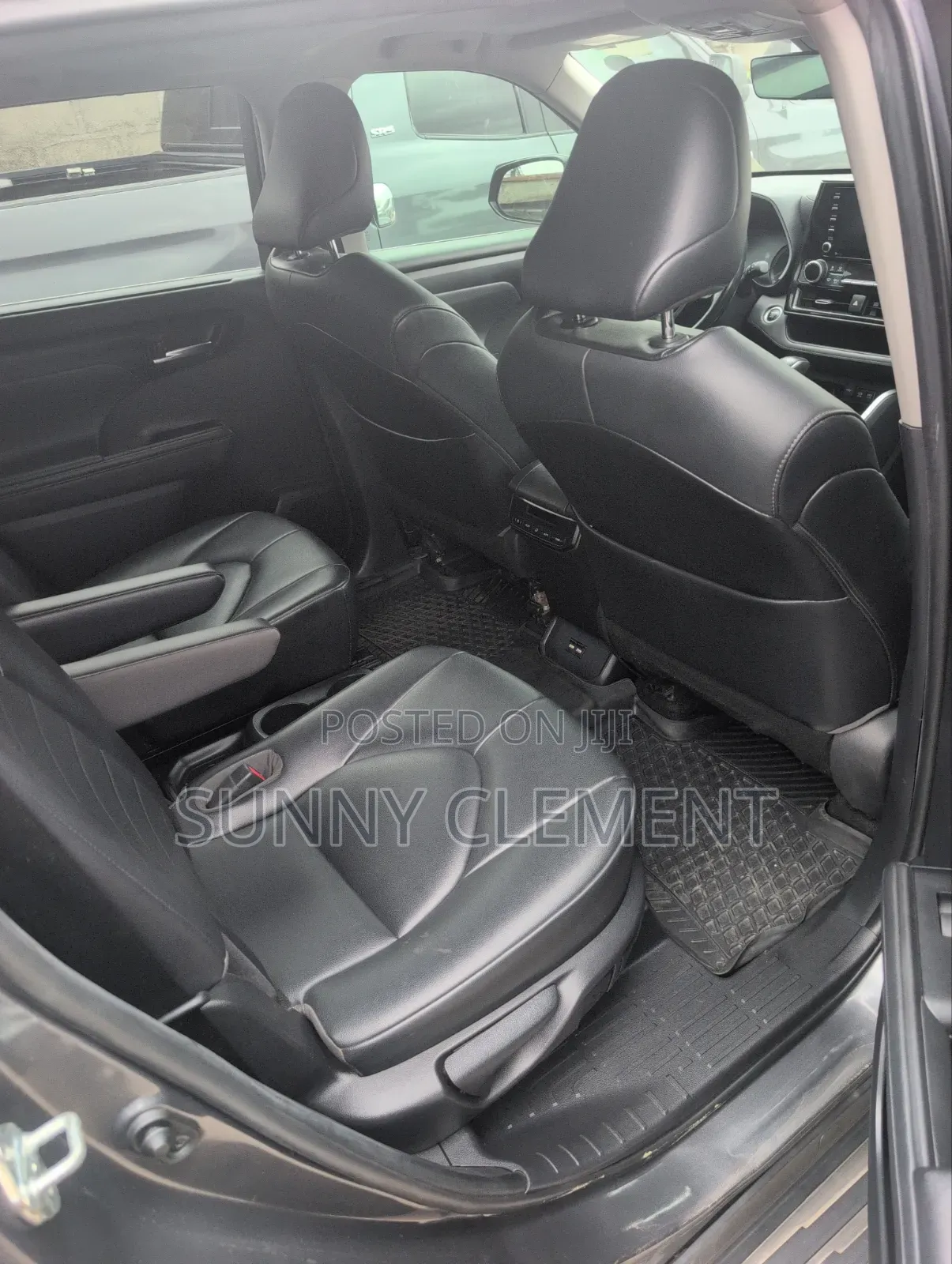 Toyota Highlander 2021 Gray