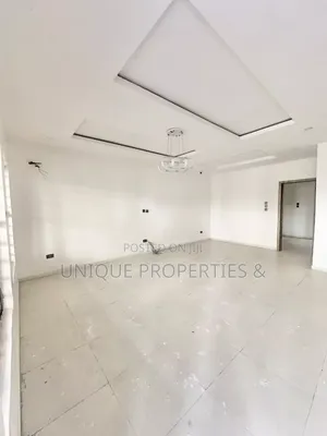 Mini Flat in Royal Pine Estate, Chevron for rent