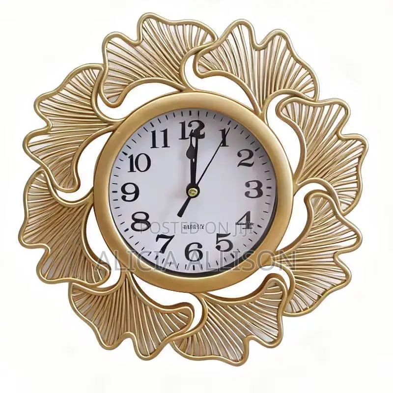 Elegant Gold Flower Decorative Wall Clock