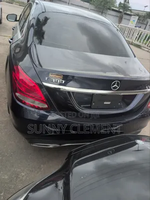 Mercedes-Benz C300 2016 Gray