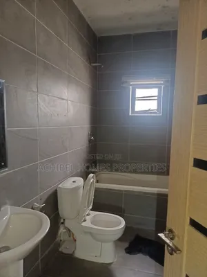 4bdrm Duplex in Off Admiralty Way, Lekki Phase 1 for rent