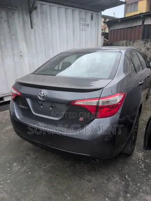Toyota Corolla 2015 Gray