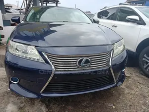 Lexus ES 2014 Blue