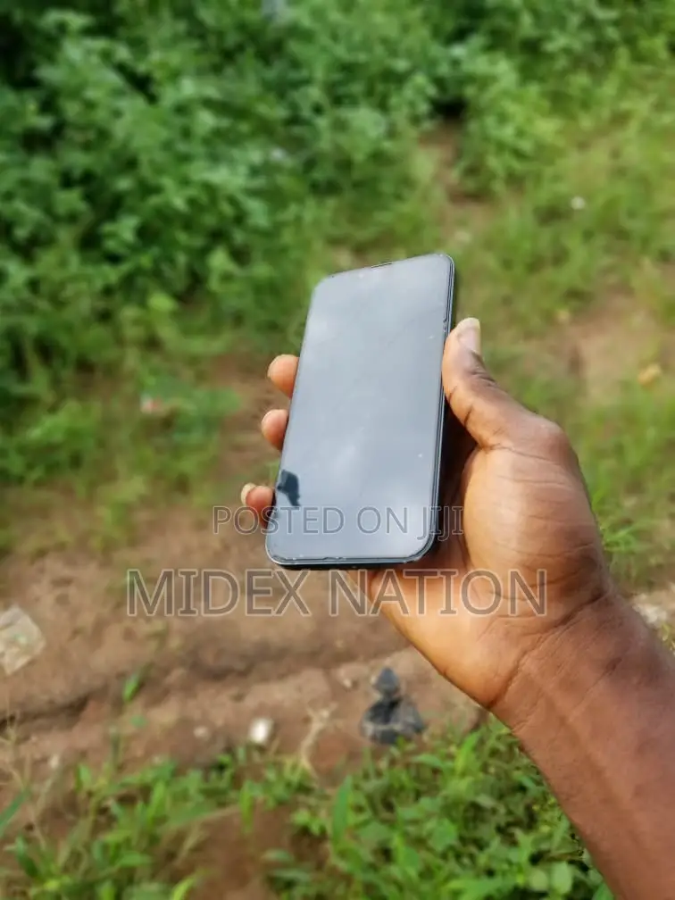 Apple iPhone 13 128 GB