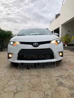 Toyota Corolla 2014 White
