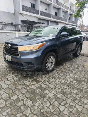 Toyota Highlander 2015 Blue