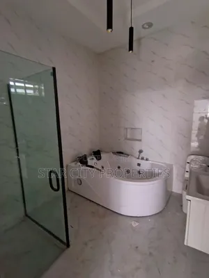 4bdrm House in Gbagada Lagos for sale