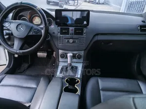 Mercedes-Benz C300 2010 White