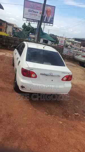 Toyota Corolla 2004 White