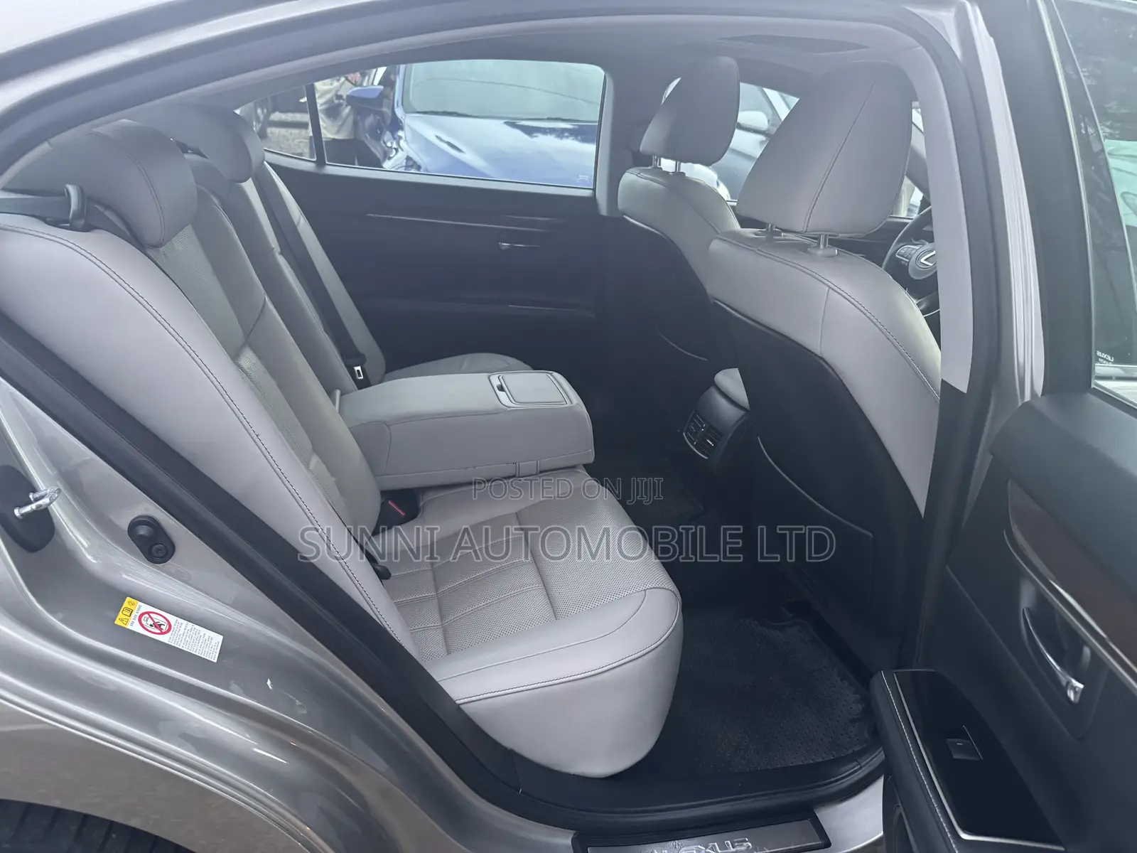Lexus ES 2017 Gray