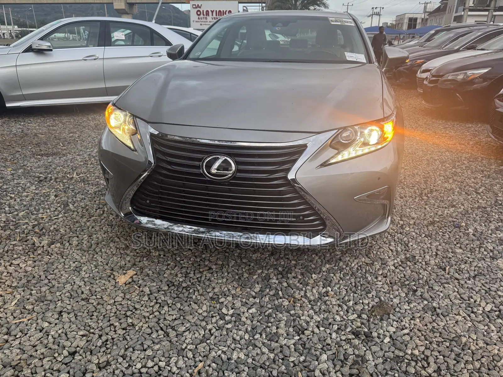 Lexus ES 2017 Gray