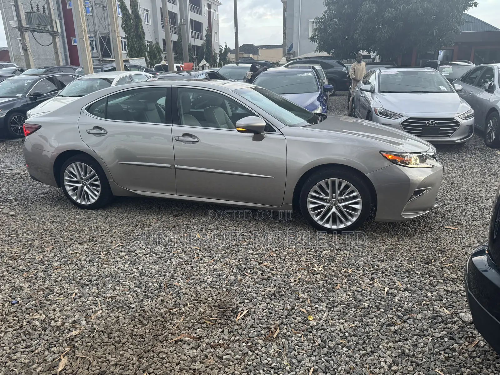 Lexus ES 2017 Gray