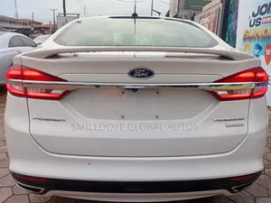 Ford Fusion 2018 White