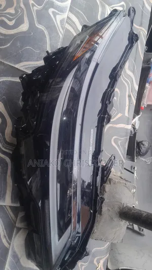 Full Light Lexus Rs 350 2024 Model