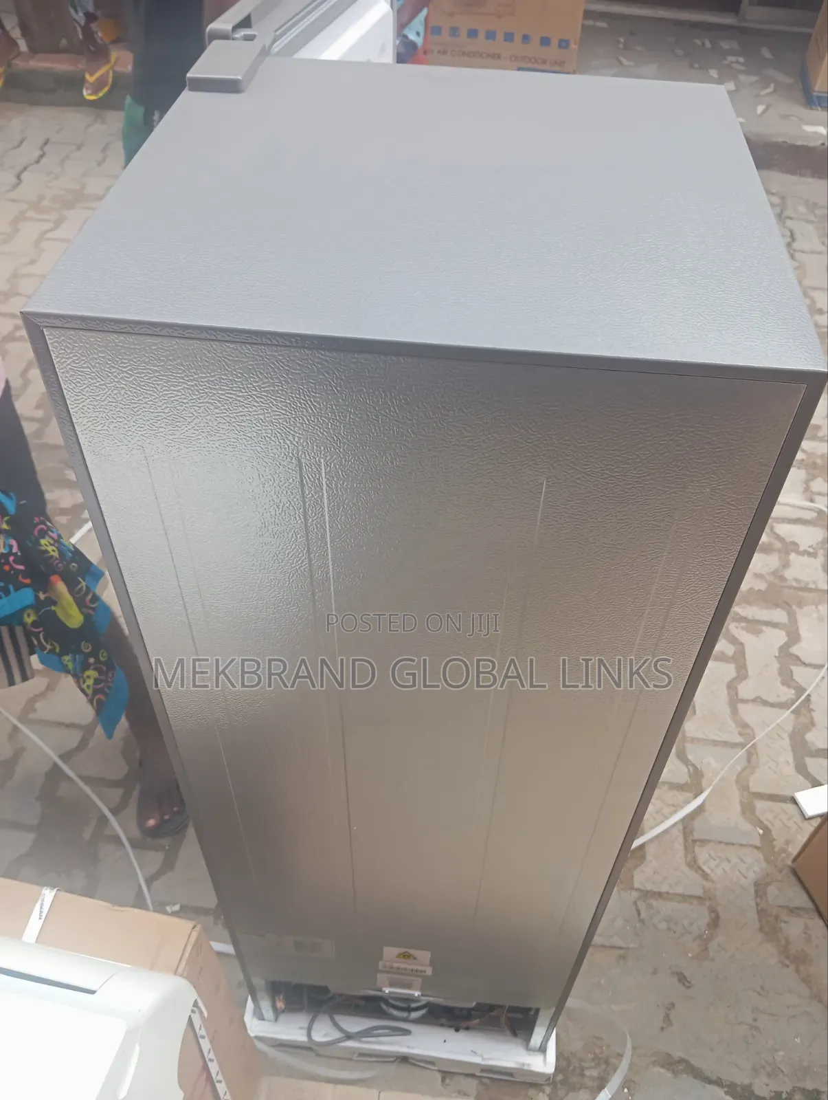 Skyrun Refrigerator 150l