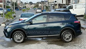 Toyota RAV4 2018 Green