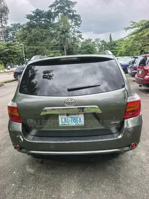 Toyota Highlander 2011 Green