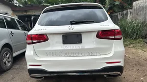 Mercedes-Benz GLC-Class 2017 White