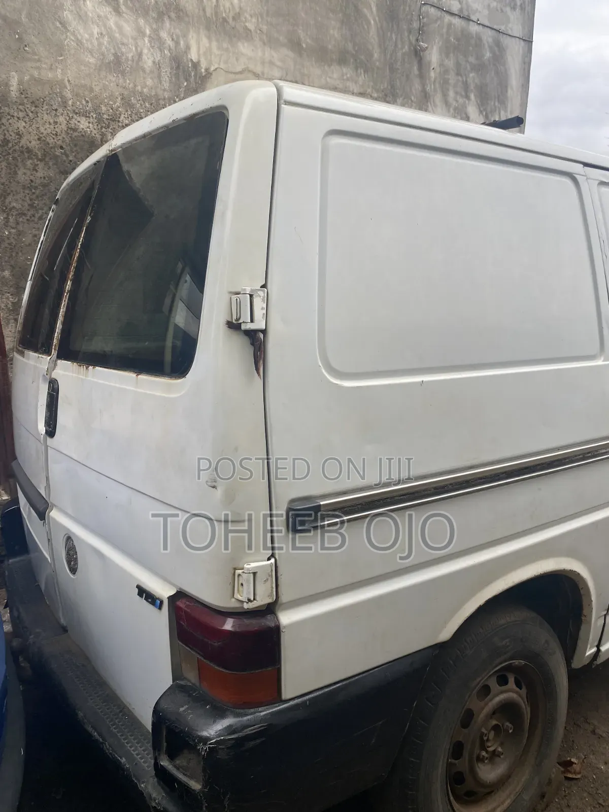 Volkswagen Transporter 1987 White