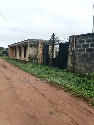 Full Plot With 4 Shops and Fenced Round at Igbopa London Ikorodu 18m