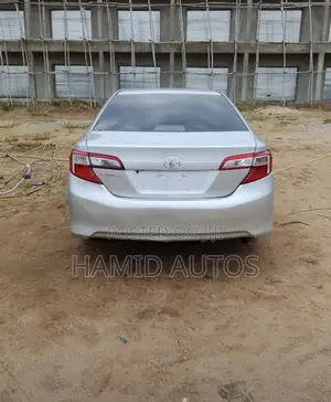 Toyota Camry 2014 Silver
