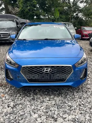 Hyundai Elantra 2018 Blue