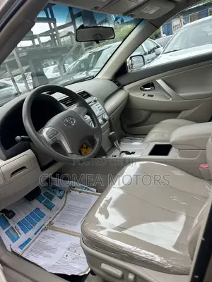 Toyota Camry 2009 Gold