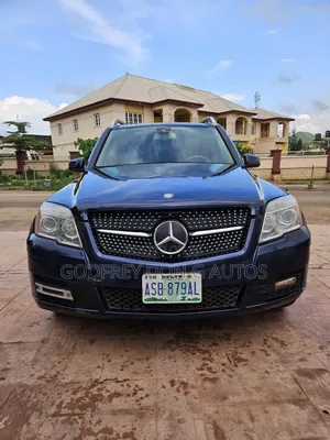 Mercedes-Benz GLK-Class 2010 Blue